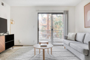 Studio City 2BR w Gym Pool WD nr TJ WF LAX-597